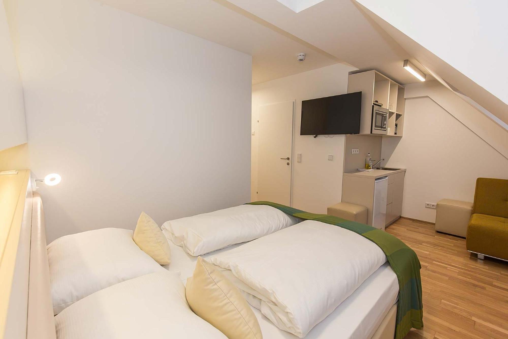 Apartahotel Smart Living - Hauptbahnhof - Self Check-in 4*