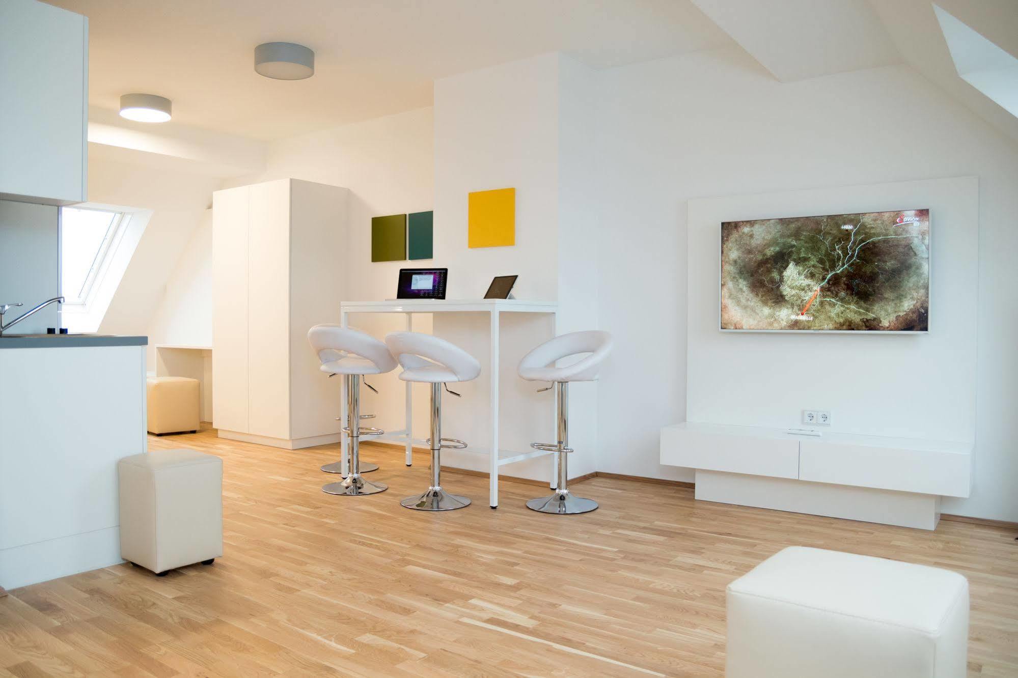 Smart Living - Hauptbahnhof - Self Check-in Vienna
